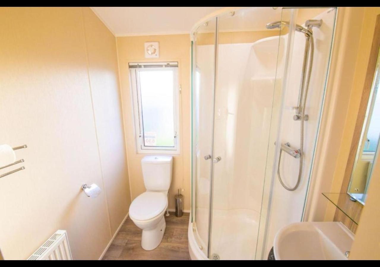 Mp630 Lodge - Camber Sands Holiday Park - Sleeps 8 - Huge Decking - Dishwasher - Washing Machine Exterior foto